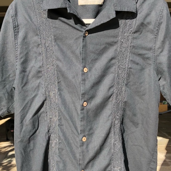 ISLAND REPUBLIC BLACK SILK HAWAIIAN MENS SHIRT M - Picture 2 of 7